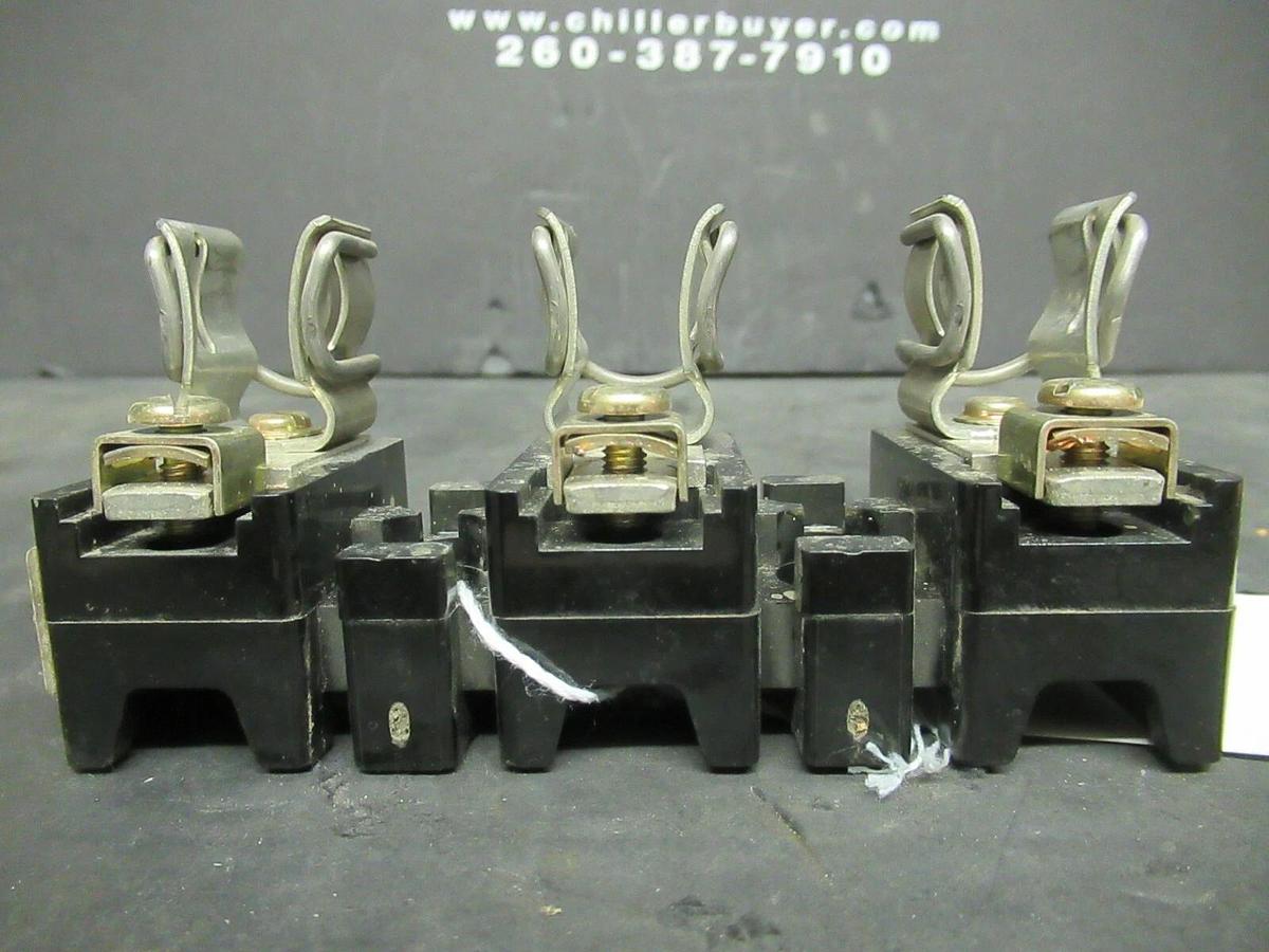 Used ALLEN BRADLEY DISCONNECT SWITCH 40021-58-02 600 VAC W/ X-401978 30 AMPS 600 VAC