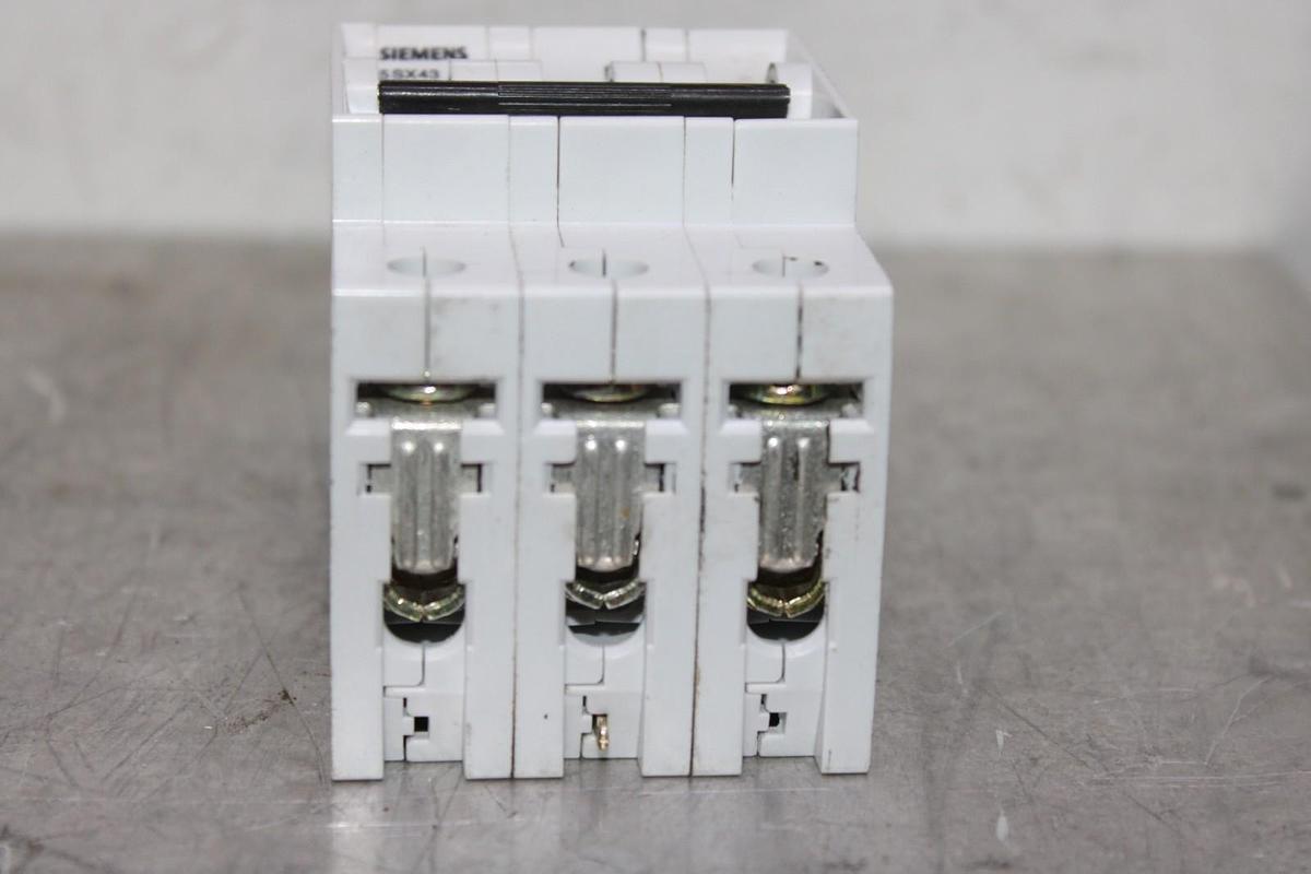 Used SIEMENS CIRCUIT BREAKER 5SX43 240/415 VAC 3-POLE 5SX4 C16 **WARRANTY**