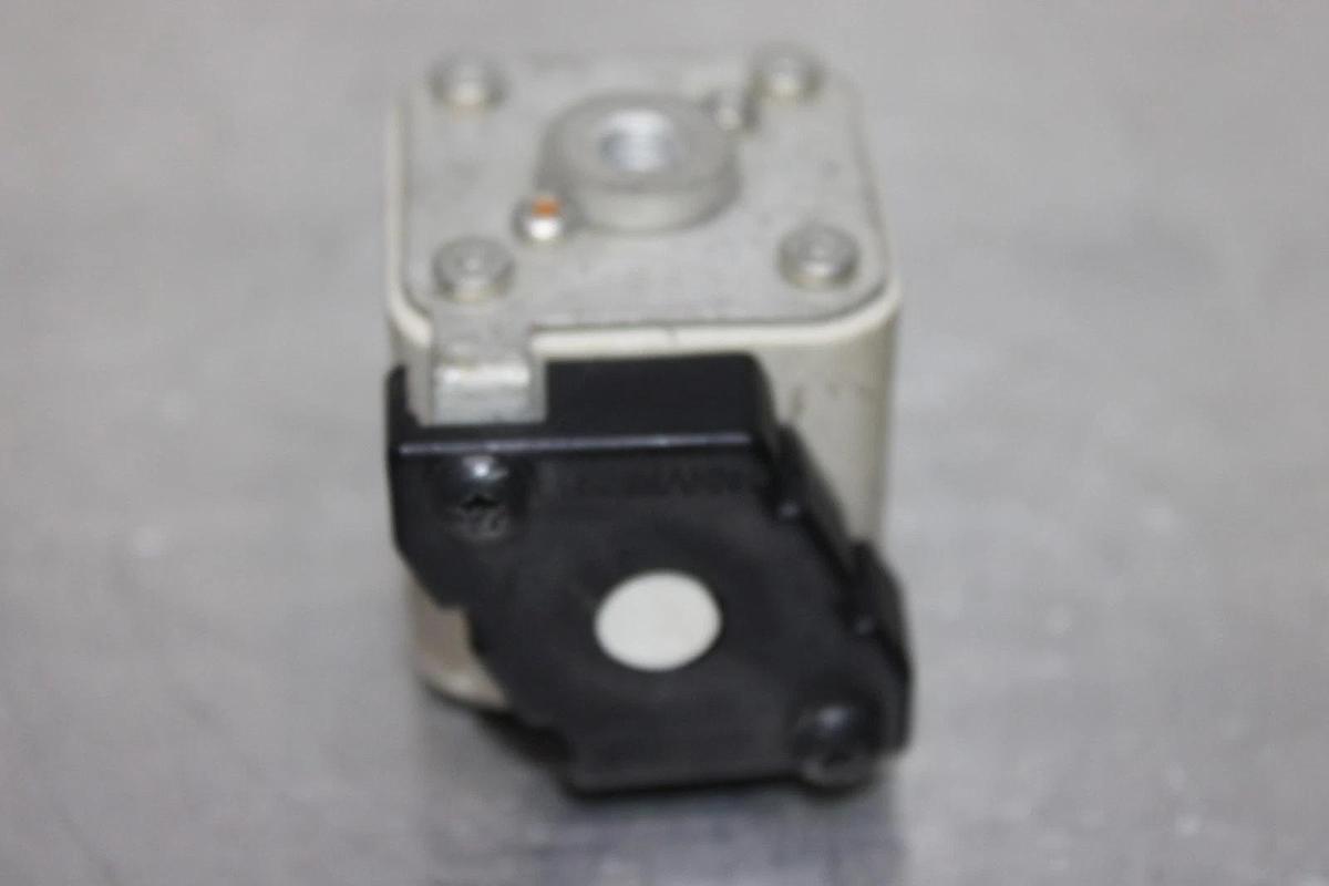 Used EATON BUSSMANN SQUARE BODY FUSE 170M3464 700 VAC 160 AMP *WARRANTY*