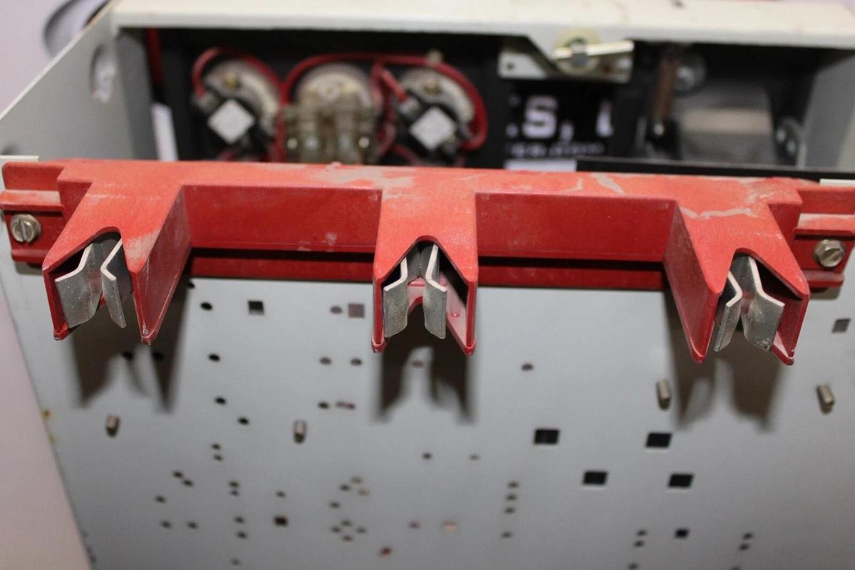 Used WESTINGHOUSE MCC MOTOR CONTROL BUCKET FREEDOM 2100 24" SIZE 2 CL75250