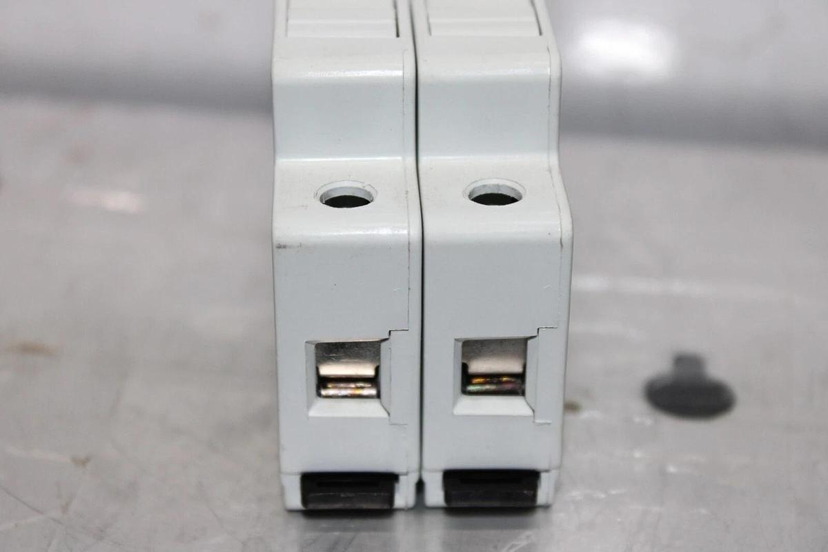 Used FERRAZ SHAWMUT ULTRASAFE FUSE HOLDER USCC2 P216489 2-POLE 600 VOLT 30 AMP
