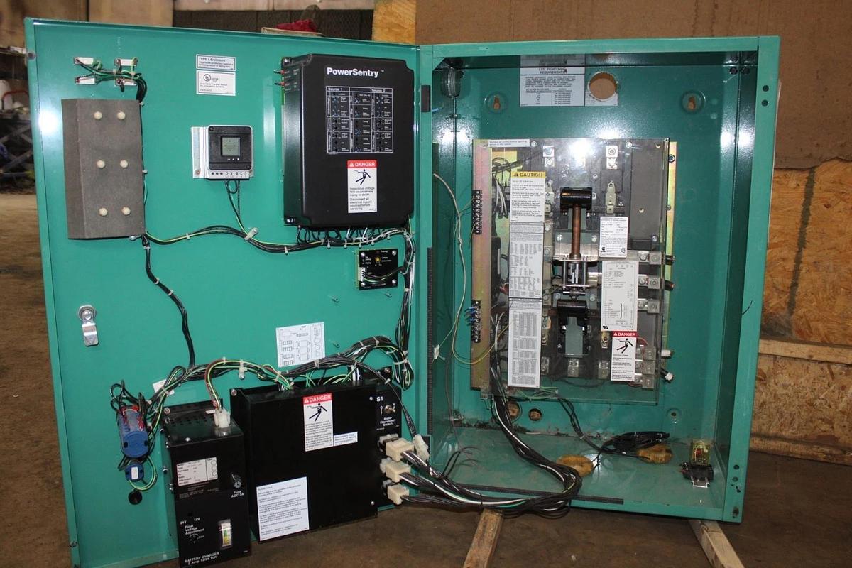Used CUMMINS ONAN AUTOMATIC TRANSFER SWITCH OT-225 225 AMP 240 VAC 3-POLE 1-PHASE