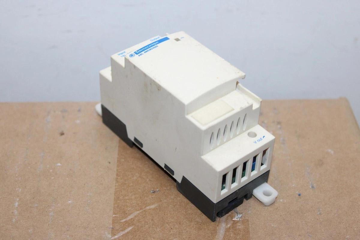 Used SCHNEIDER POWER SUPPLY BLOCK ABLMEM24003 INPUT: 240 VAC 0.25 AMP OUTPUT: 24 VDC