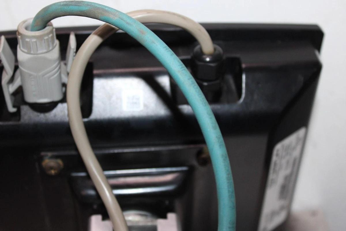 Used TRANE CHILLER DISPLAY AND CONTROL X13760335-01 REV. T 24 VOLT 0.9 AMP