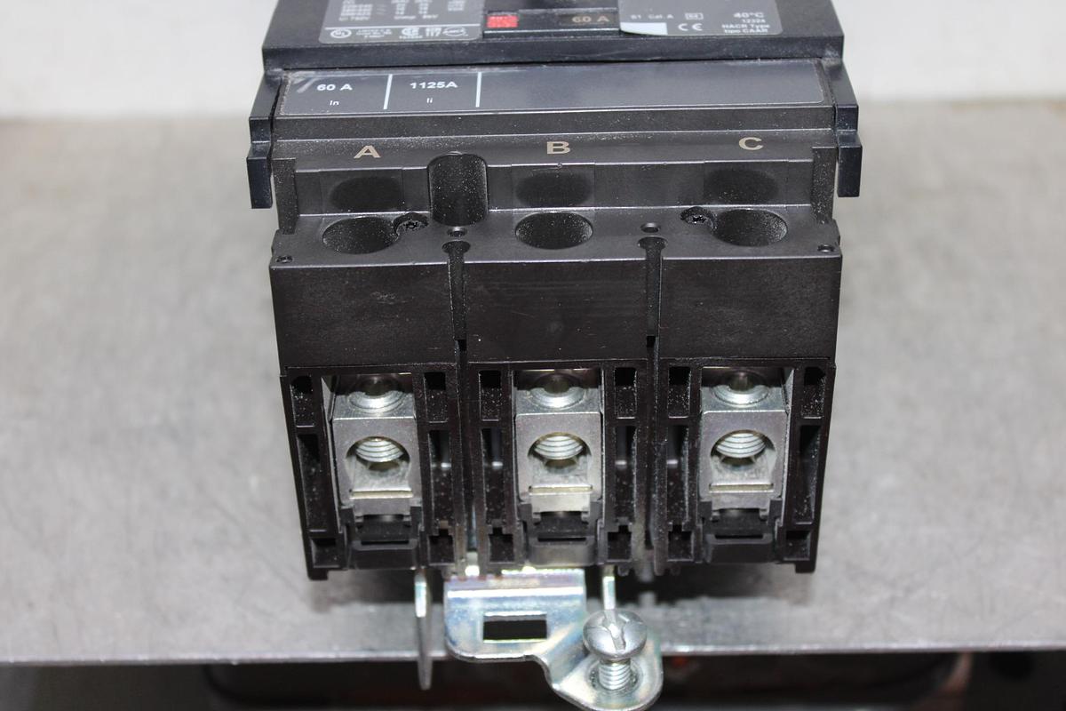 Used SQUARE D I-LINE CIRCUIT BREAKER FA34060 60 AMP 600 VAC 3-POLE