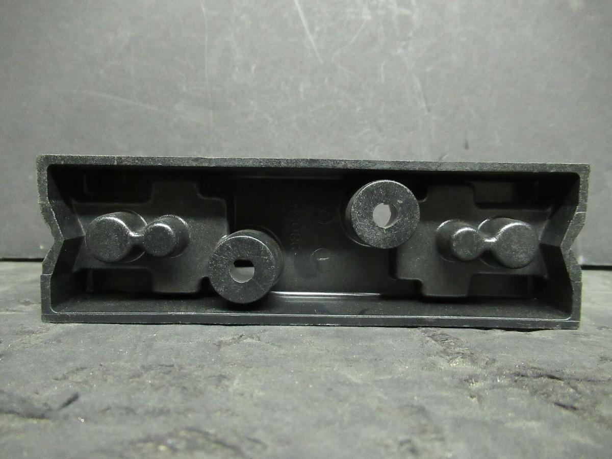 Used (2) LITTELFUSE FUSE LUG SET LR25060-1C 250 VOLTS 60 AMP **WARRANTY INCLUDED!**