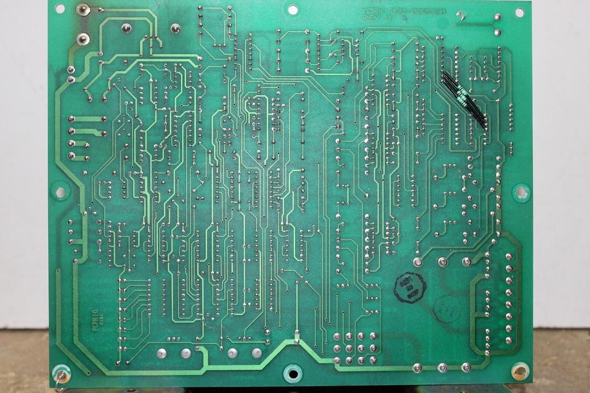 Used YORK CHILLER CONTROL CIRCUIT BOARD 031-00936D003 REV. F **WARRANTY**