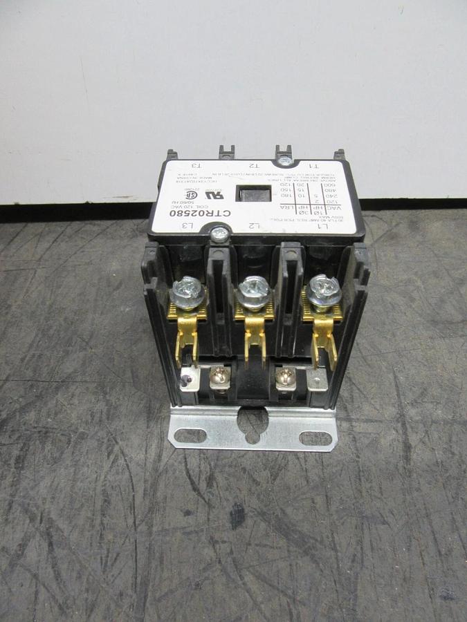 Used TRANE CONTACTOR CTR02580 30 AMP 600 VAC 3-PHASE 20 HP COIL: 120 VOLT