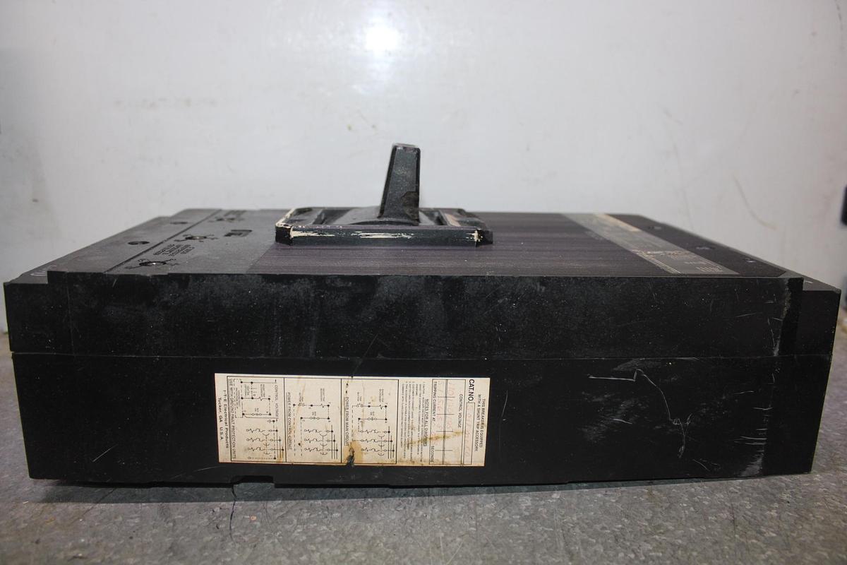 Used CUTLER HAMMER CIRCUIT BREAKER KDB3300W 300 AMP 600 VAC 3-POLE