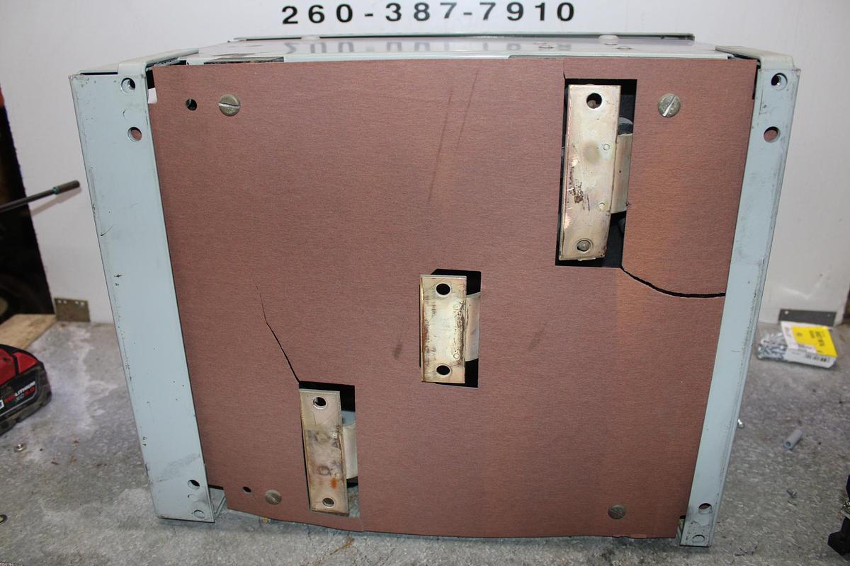 Used ALLEN-BRADLEY STARTER 100-C23*10 30 AMP 600 VAC W/ 193-ED1CB OVERLOADS