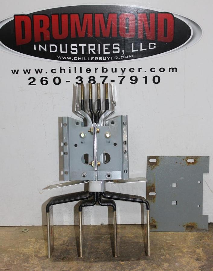 Used SQUARE D COPPER I-LINE II INDOOR BUSSWAY FEEDER 600V 2000A 2P4W FLANGED END