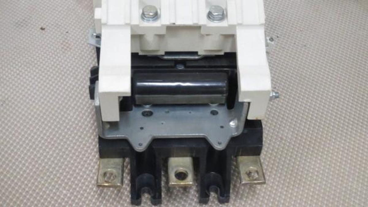 Used WESTINGHOUSE MOTOR CONTROL STARTER SIZE 5 270/300 AMP 600 VAC MODEL A201K5CAC