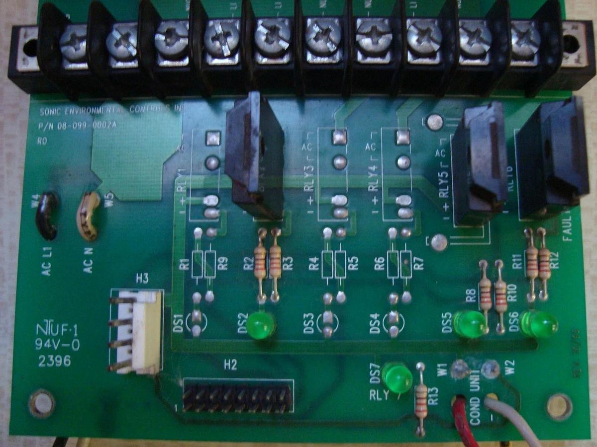 Used SONIC ENVIRONMENTAL CONTROLS INC CIRCUIT BOARD - MODEL: 08-099-0002A 94V-0 2396