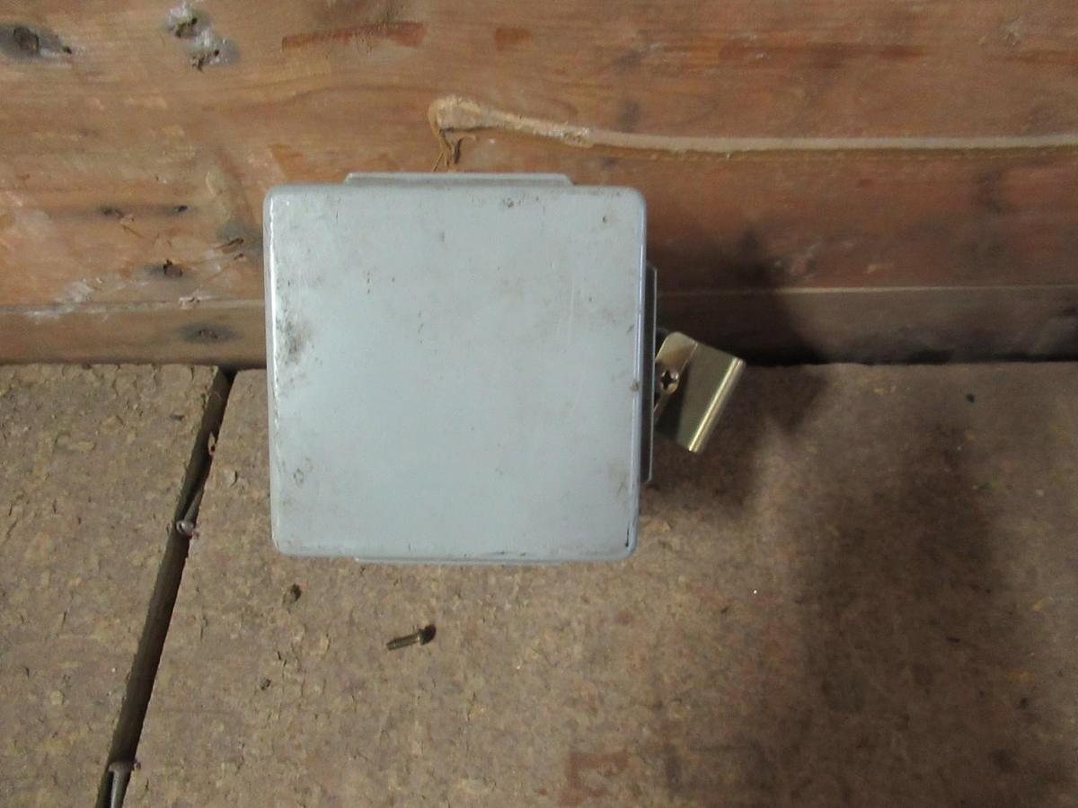 Used HOFFMAN ENCLOSURE TYPE 12,13 A-404CH 4" x 4" x 3" **WARRANTY INCLUDED**