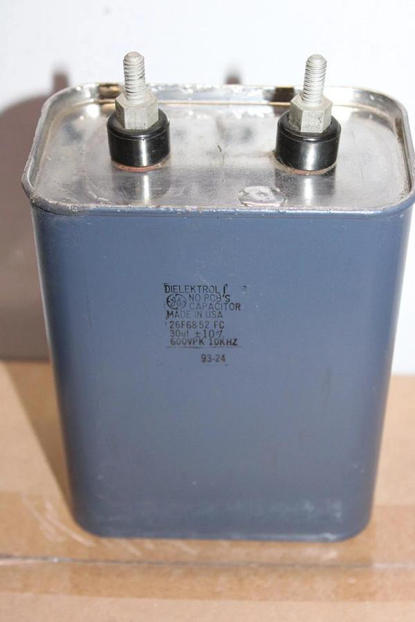 Used GENERAL ELECTRIC DIELEKTROL I CAPACITOR 26F6852FC 30 uF 600 VPK
