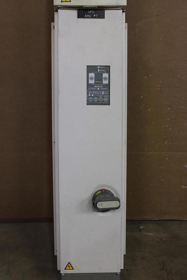 Used ABB VARIABLE SPEED DRIVE ACH401602532 480 VAC 3-PHASE *W/ BYPASS* *NO KEYPAD*