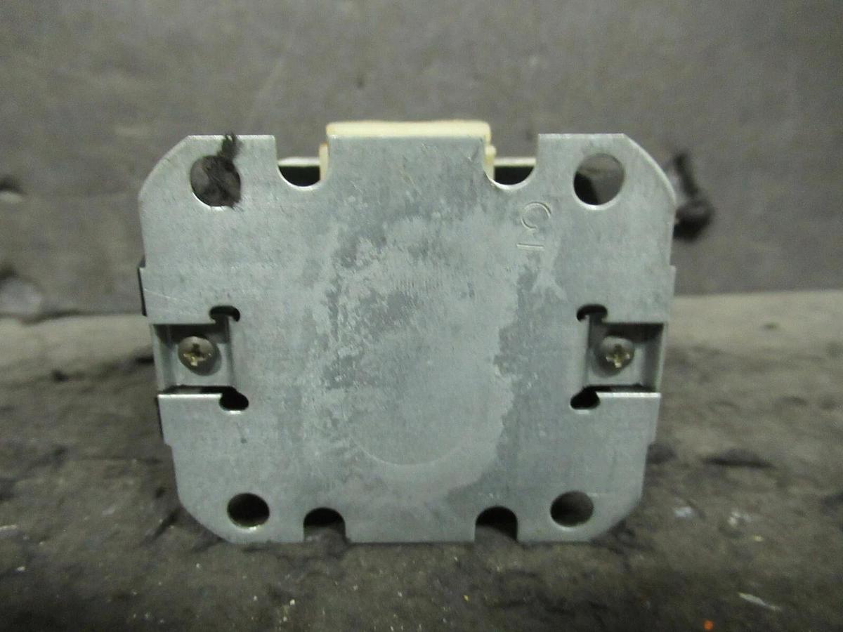 Used PRODUCTS UNLIMITED CONTACTOR 3100-20T328 / HN52KC016 20 AMP 600 VAC 120 V COIL