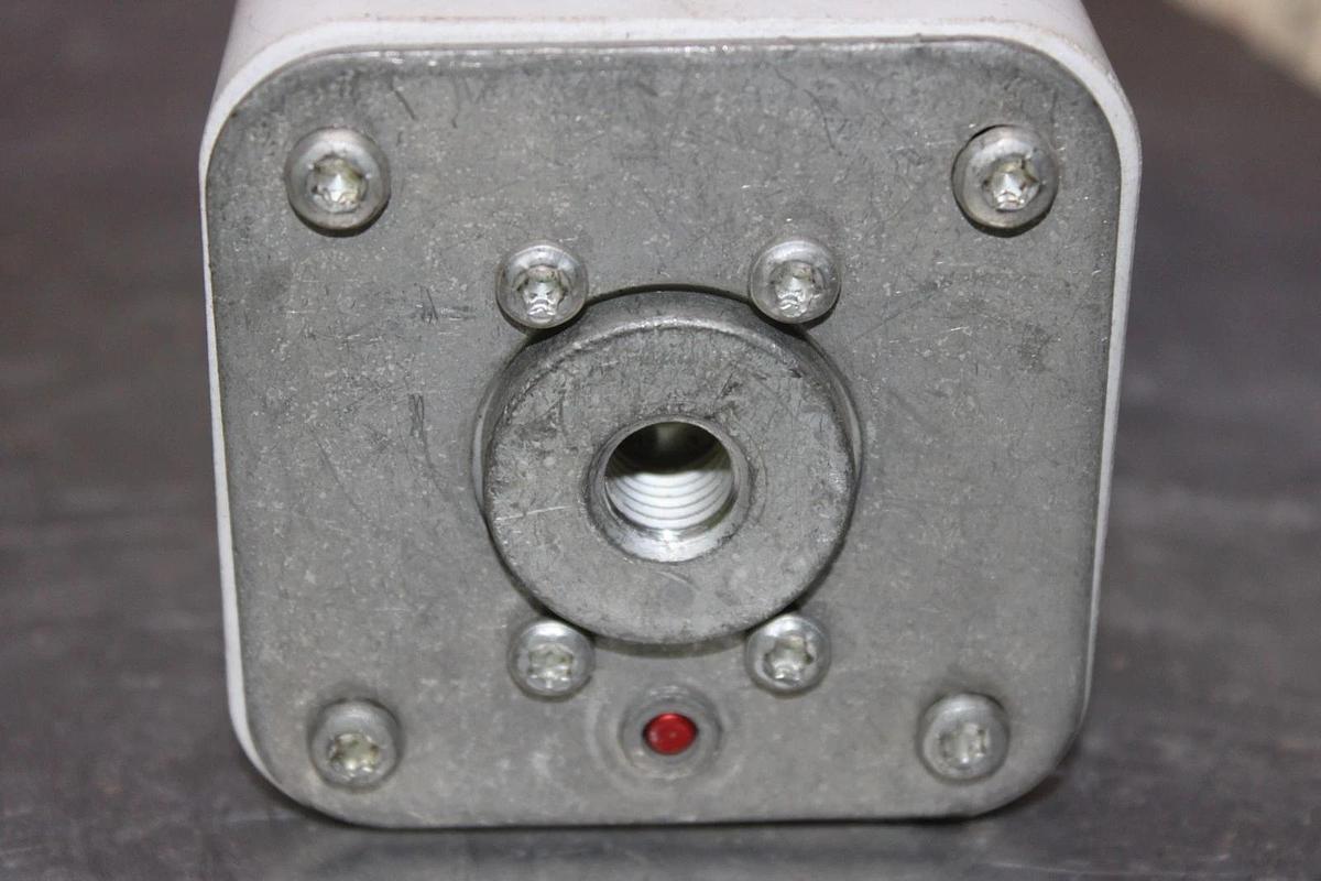 Used BUSSMANN SQUARE BODY FUSE 170M6415 690/700 VAC 1100 AMP **WARRANTY**
