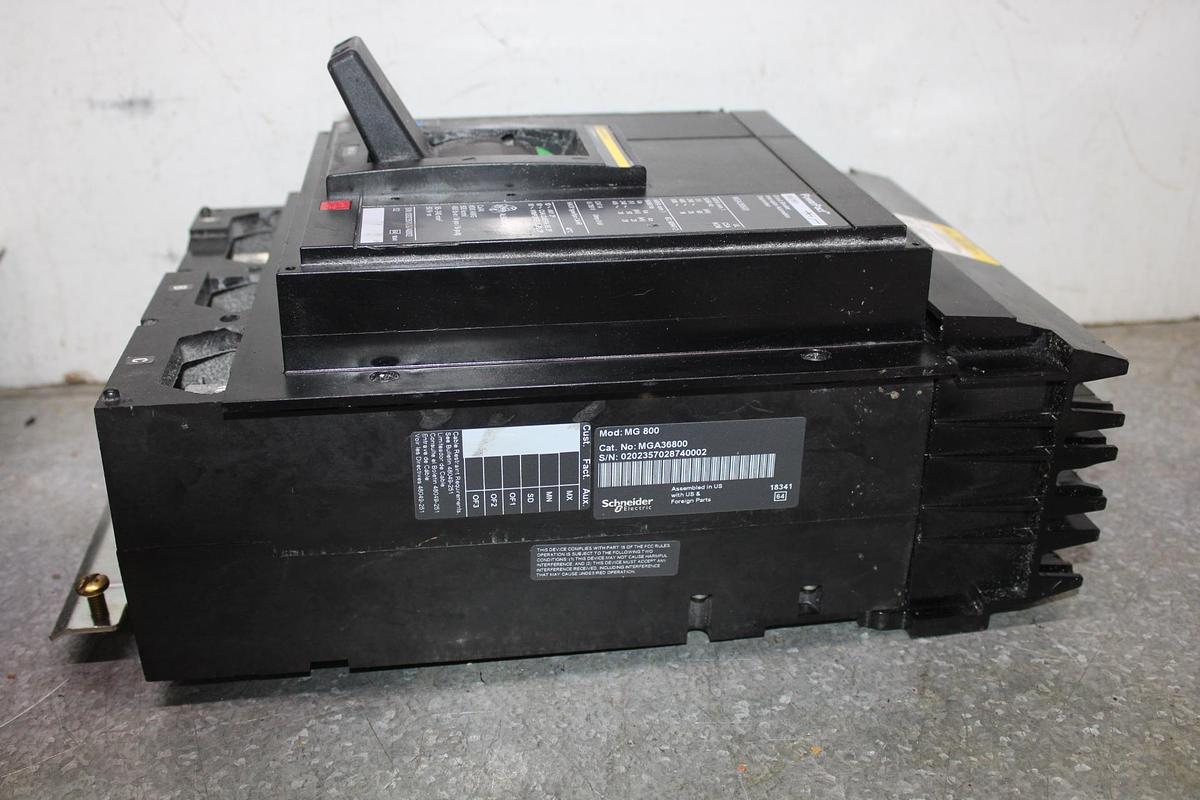 Used SQUARE D I-LINE CIRCUIT BREAKER LA36350 350 AMP 600 VAC 3-POLE