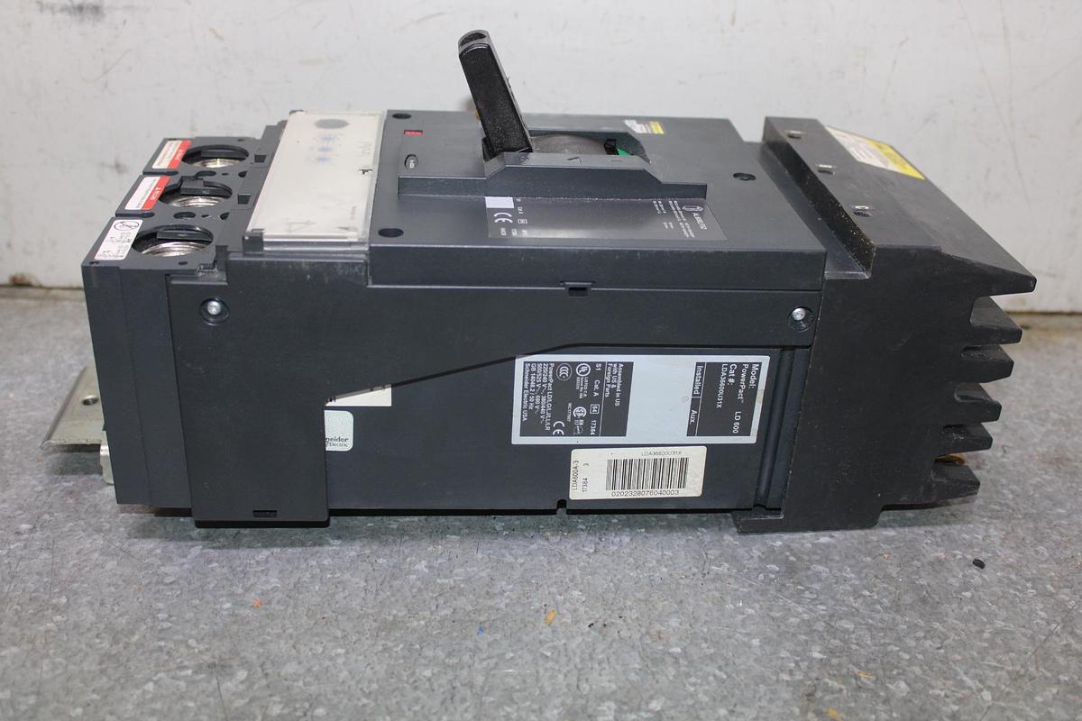 Used SQUARE D I-LINE CIRCUIT BREAKER LA36400 400 AMP 600 VAC 3-POLE
