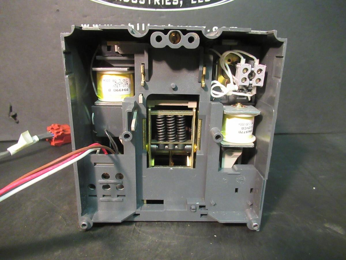 Used SCHNEIDER / SQUARE D / MERLIN GERIN NSJ400 H BREAKER OPERATING UNIT MECHANISM