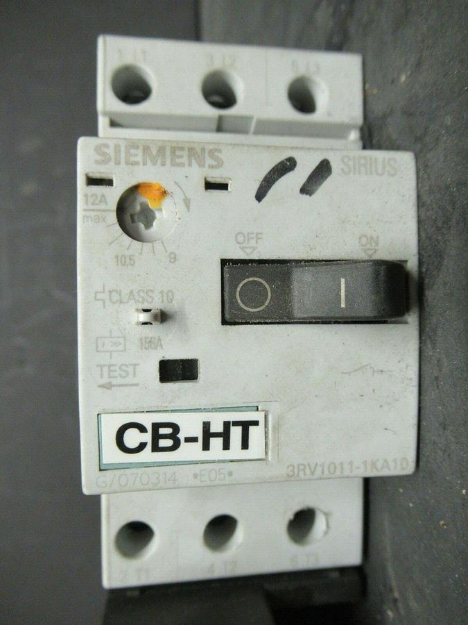 Used SIEMENS MANUAL MOTOR START 3RV1021-1KA10 600 VAC 12 AMP 10 HP