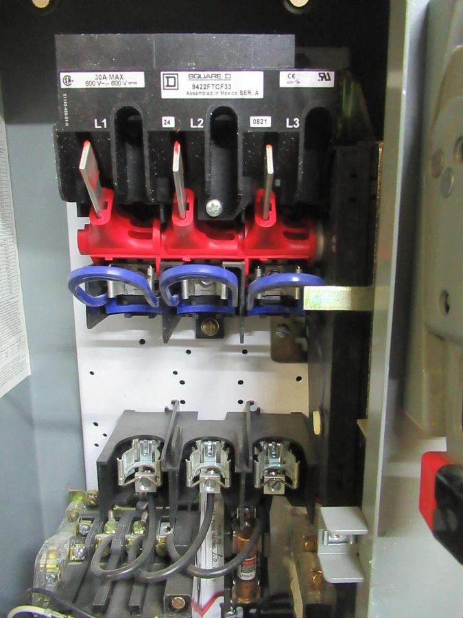 Used SQUARE D COMBINATION STARTER 8538SBG33C81CFF4P1TX11 TYPE 1 30 AMP 600 VAC 5 HP