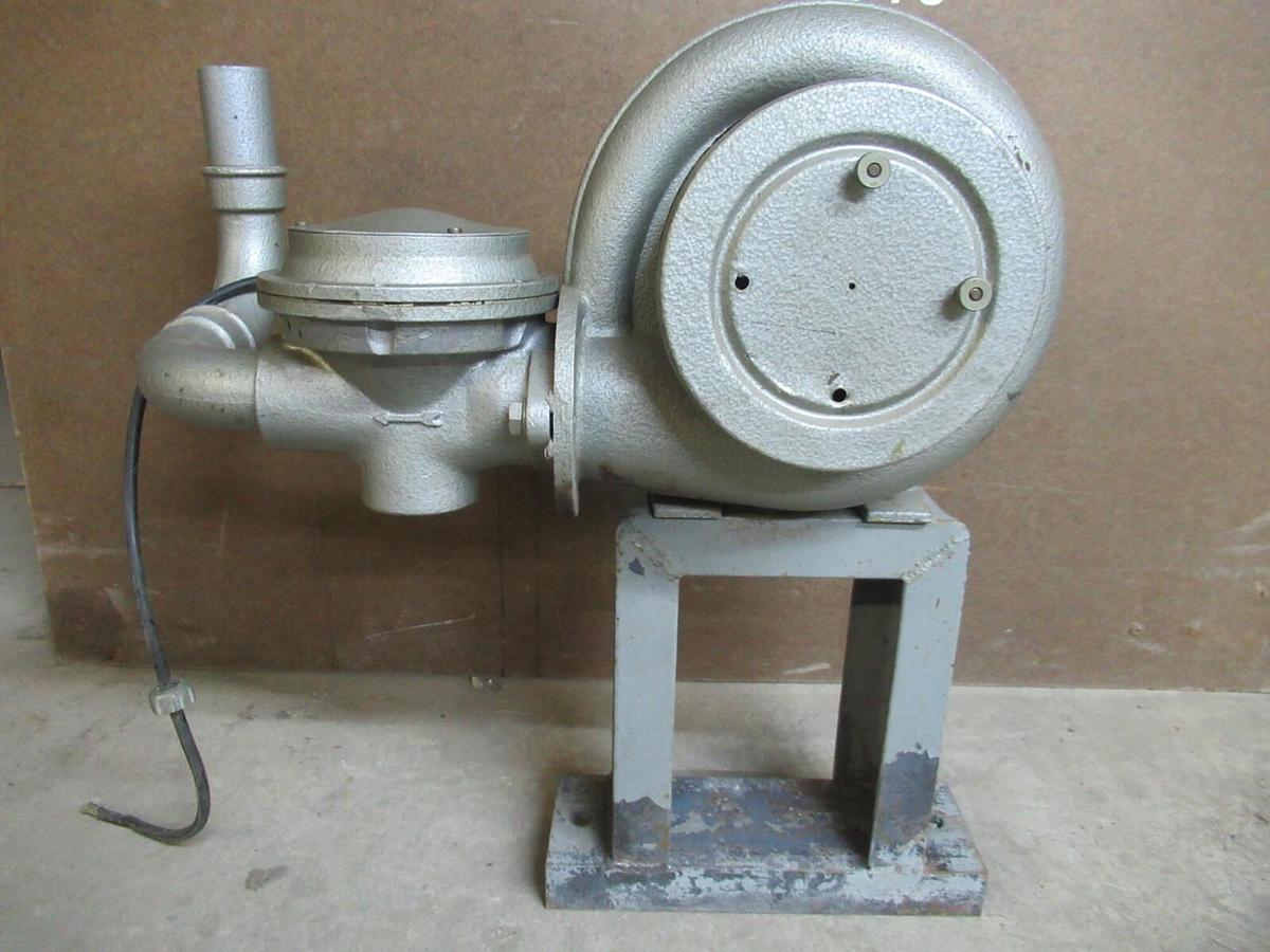 Used STEPHAN-WERKE-HAMELN FAN OGE-022SK 110 VOLT 3.3 AMP 0.18 KW 0.25 PS 2620 RPM