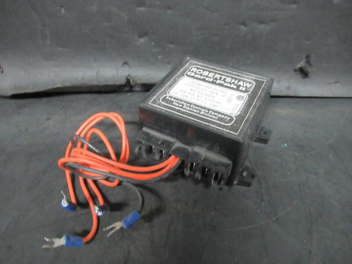 Used ROBERTSHAW GARD PAK II CNT137T1 REV. 10 MP33-2004 300 VA @ 120 VAC