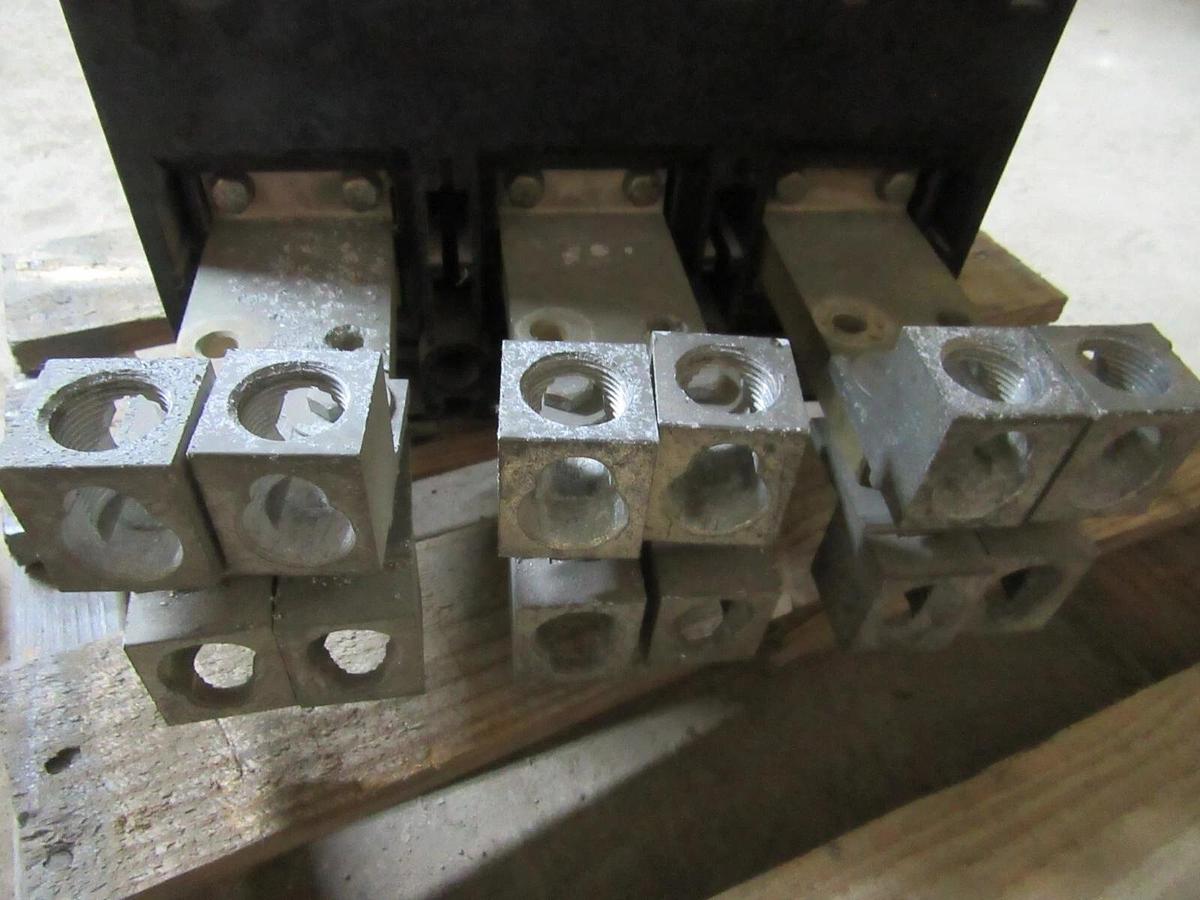 Used WESTINGHOUSE PB 2500 AMP FRAME CIRCUIT BREAKER PB32500F 3 POLE PB32500F 600 VAC