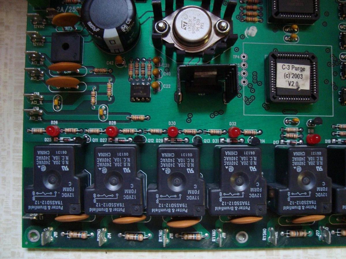 Used REDI CONTROLS REDI PURGE CIRCUIT BOARD & LCD READOUT MODEL: GPMC REV 2.2