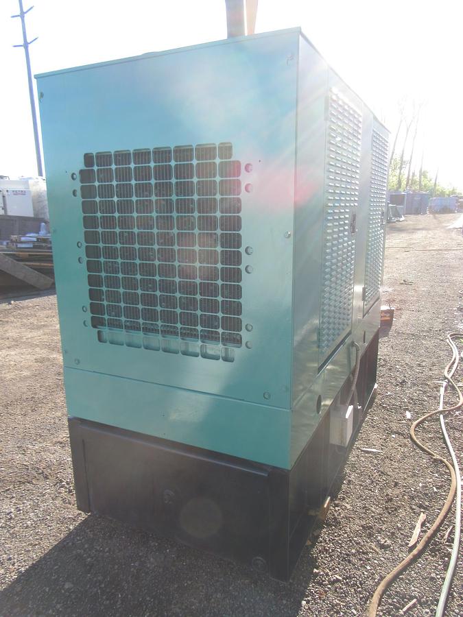 Used 50 KW DIESEL GENERATOR CUMMINS 120/240V B3.9-G4 ENCLOSED RECONNECTABLE VIDEO