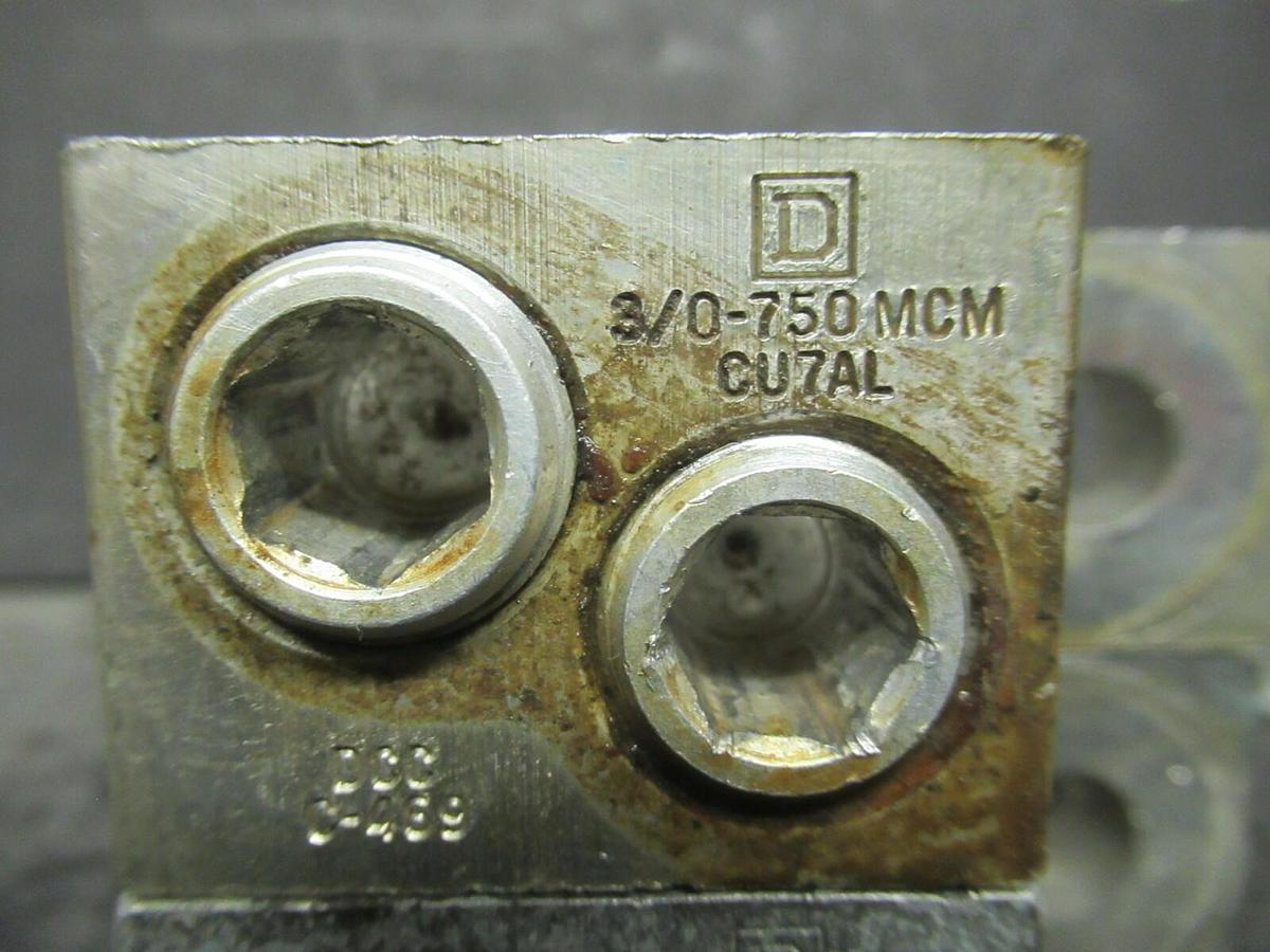 Used (3 QTY) SQUARE D DCC C-469 2 DOUBLE BARREL MECHANICAL CONNECTOR LUG TAPS 750MCM