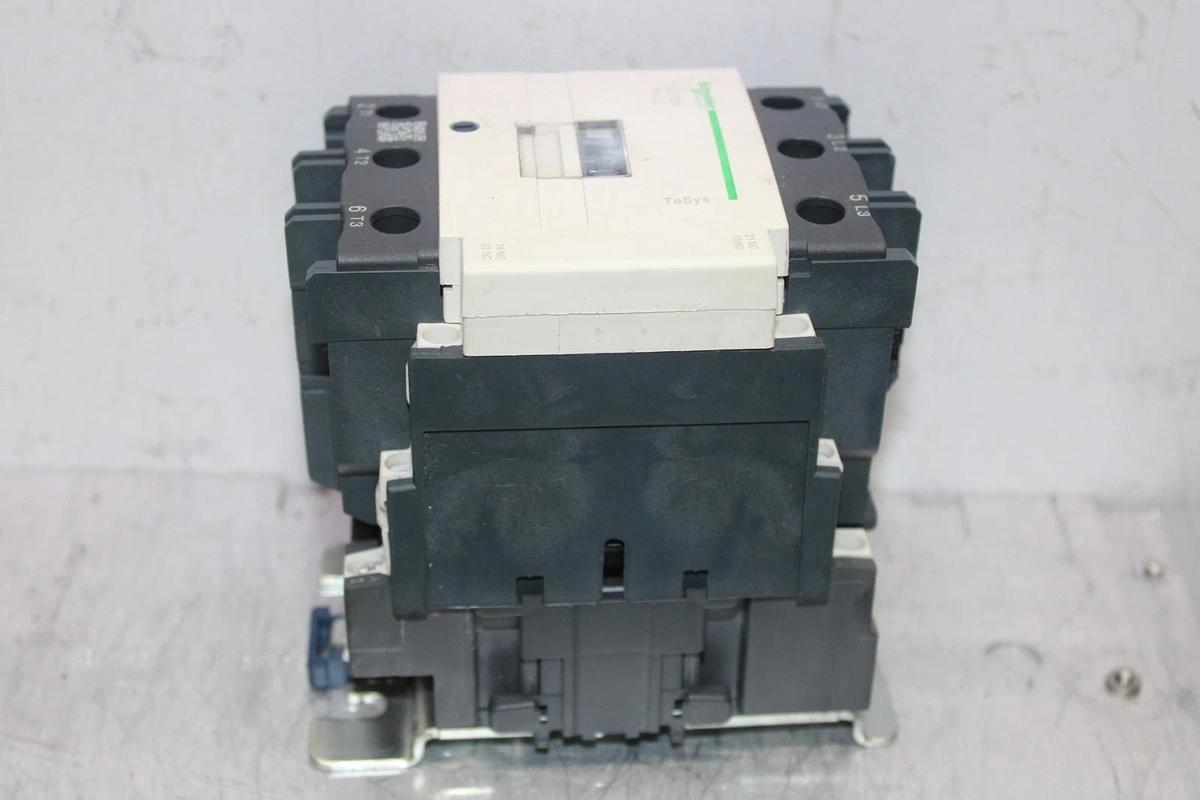 Used SCHNEIDER CONTACTOR LC1D80 110 AMP 600 VAC 60 HP 3-PHASE 3-POLE COIL: 110 VOLT