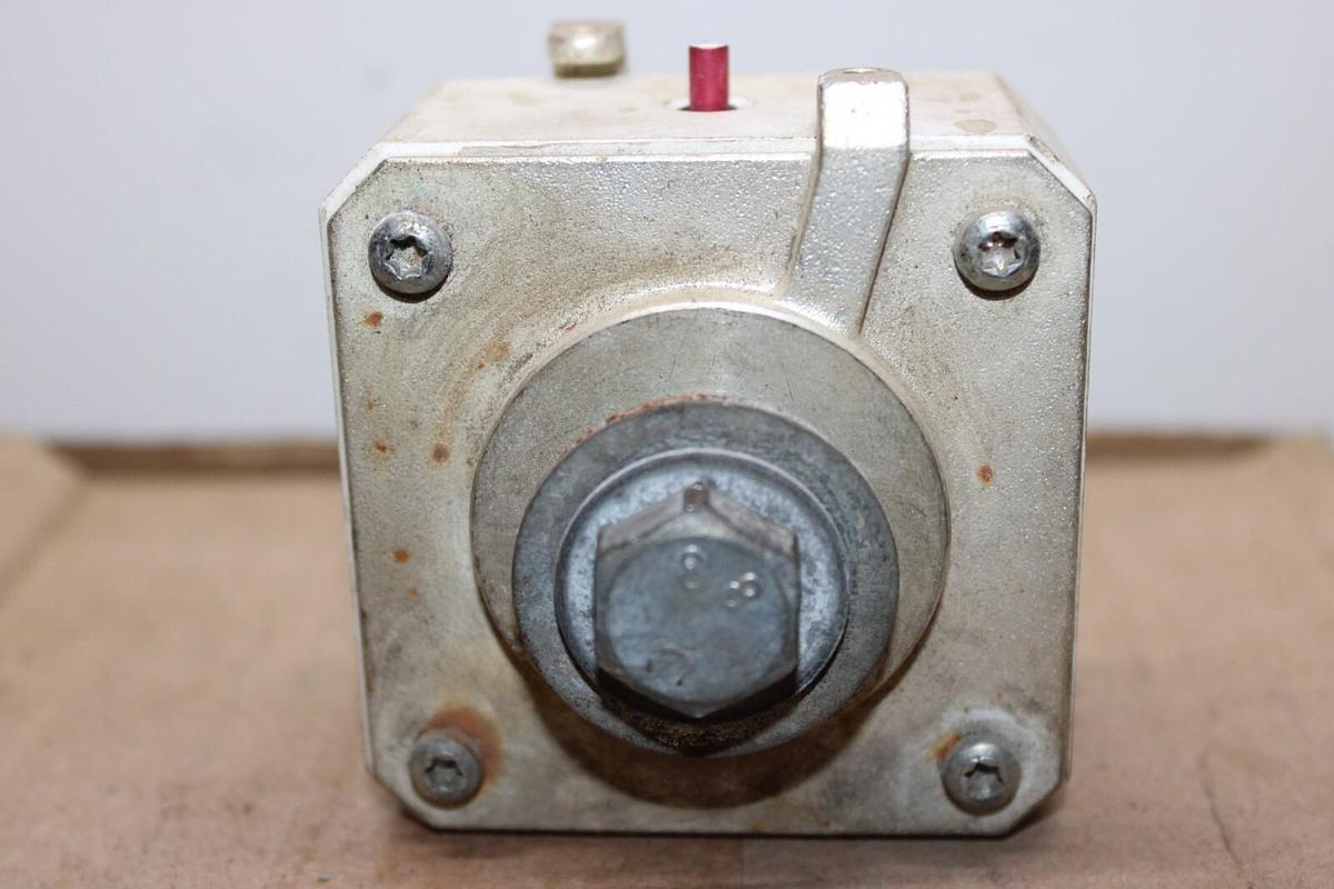 Used FERRAZ SQUARE BODY PROTISTOR FUSE PC33UD69V500TF 690 VAC 500 AMP **WARRANTY**