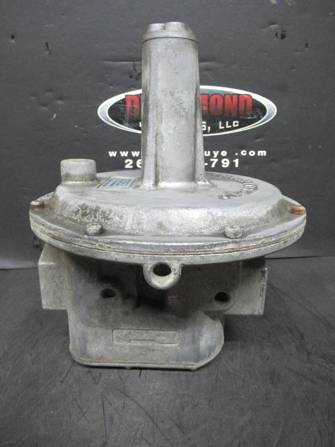 Used MAXITROL ZERO GOVERNOR AIR/GAS REGULATOR 210EZ 5 PSI **WARRANTY INCLUDED**