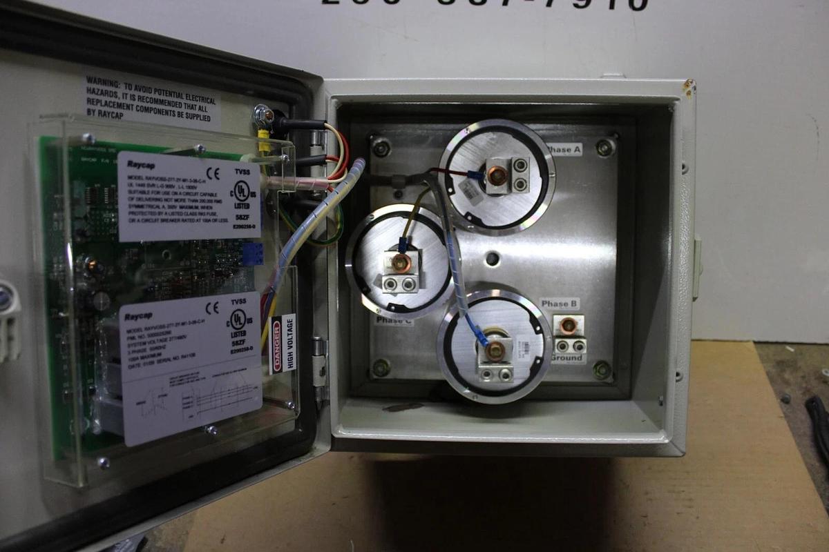 Used RAYCAP TRANSIENT VOLTAGE SUPPRESSOR RAYVOSS-277-3Y-M1-3-06-C-H 100 AMP