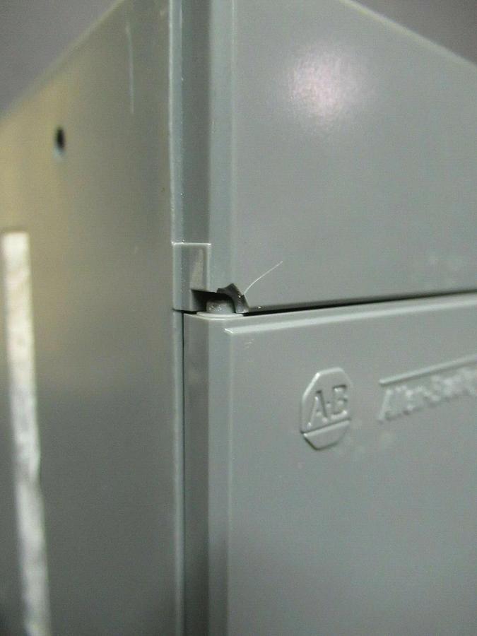 Used ALLEN BRADLEY SLC 500 POWER SUPPLY 1746-P2 SER. C W/ 1746-A10 SER.B 10 SLOT RACK