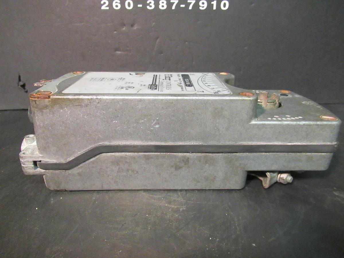 Used BRAY CONTROLS SPRING RETURN DAMPER ACTUATOR DS24-180 24 VOLT 24.6 VA *WARRANTY*