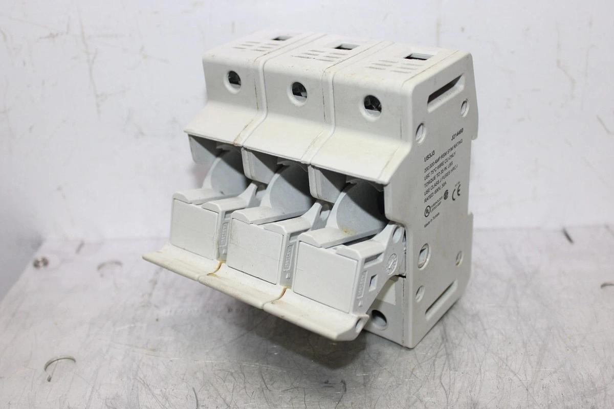 Used FERRAZ SHAWMUT FUSE HOLDER US3J3 36-POLE 600 VOLT 30 AMP *WARRANTY*