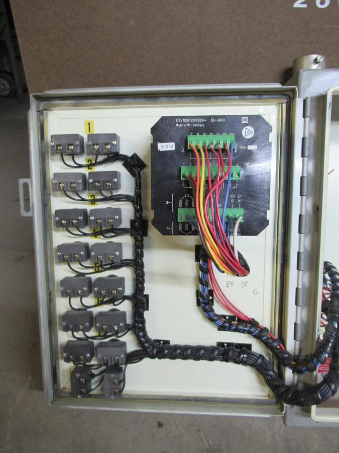 Used FRAKO REACTIVE POWER RELAY FUSE MONITOR CABINET F-839.12 SI77-412-2750