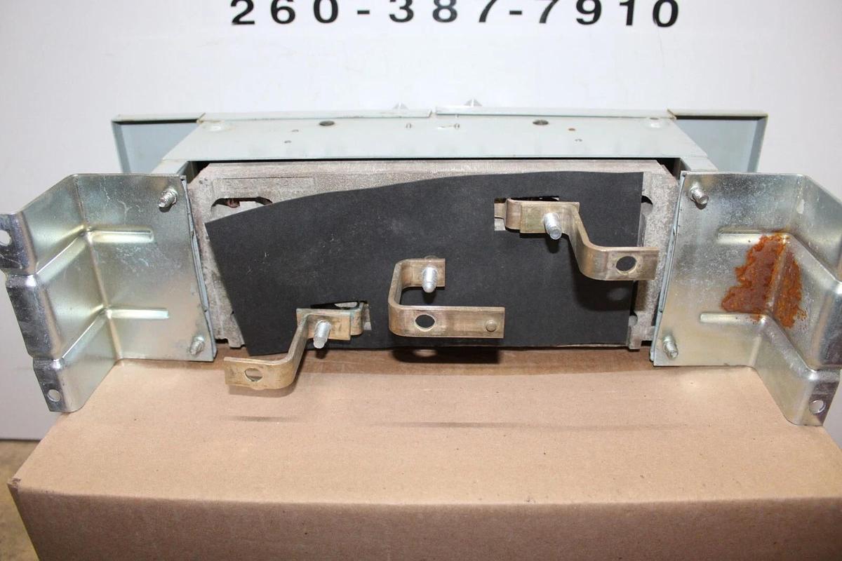 Used ITE FUSIBLE PANELBOARD VACU-BREAK DISCONNECT V7B3222R 60 AMP 240 VOLT 3-PHASE