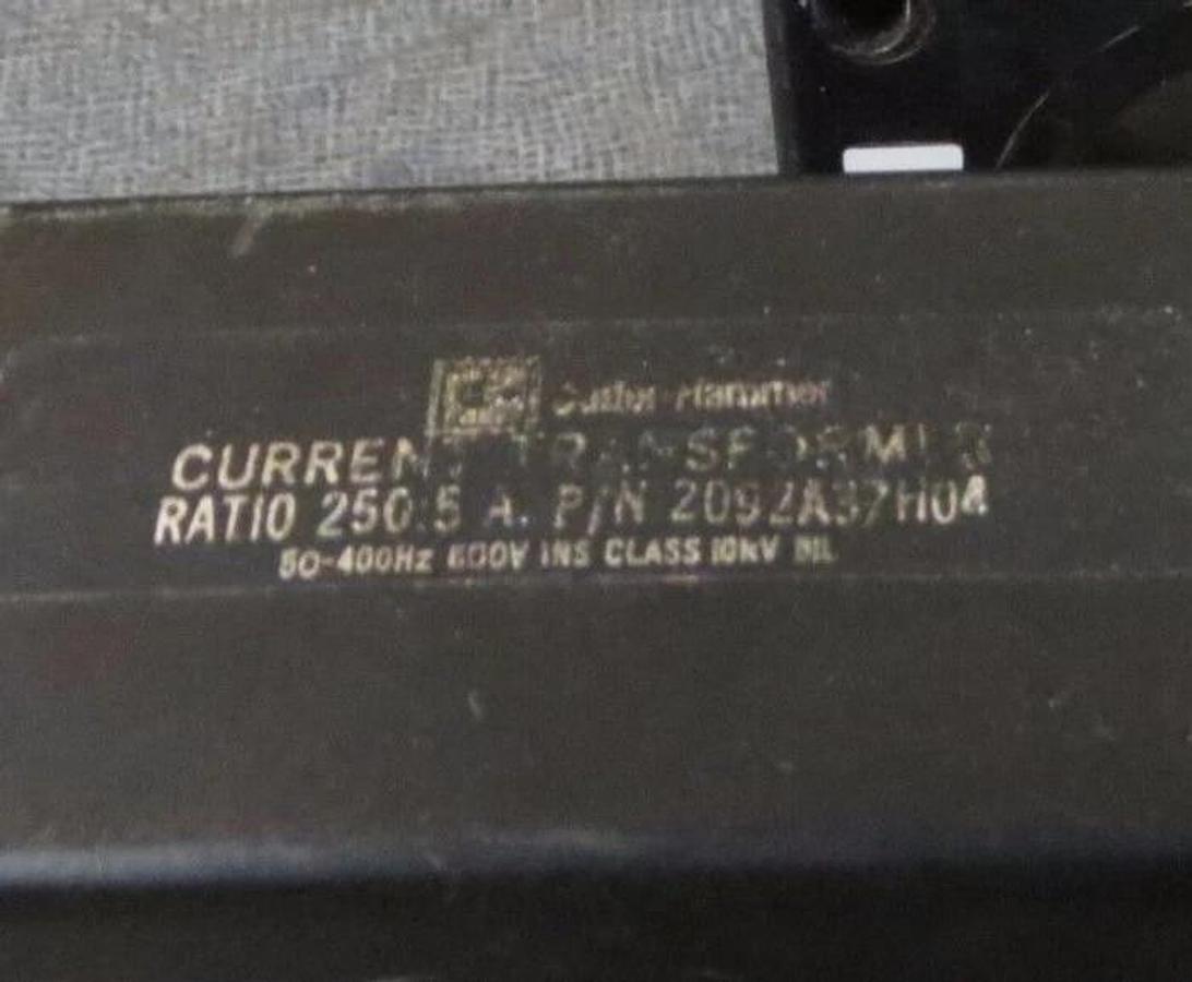 Used CUTLER HAMMER CURRENT TRANSFORMER (1) 250:5A 50-400 Hz # 2092A37H04 # 3P81-251