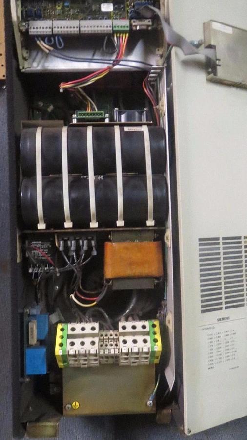 Used SIEMENS SIMOVERT VARIABLE AC DRIVE 52 KVA 50 HP 480V 3 PHASE # 6SE1252-3YB03-Z