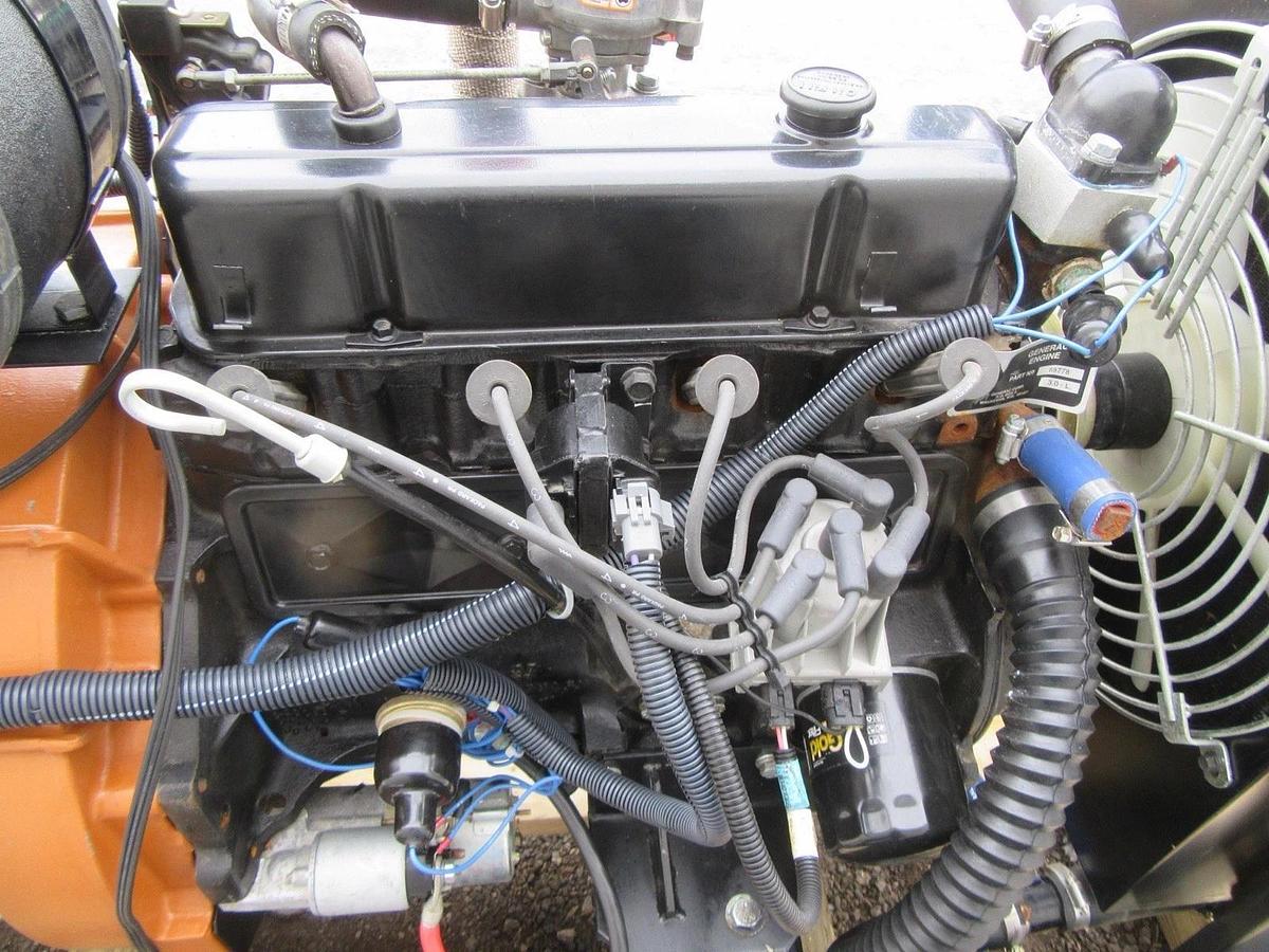 Used 25 KW GENERATOR GENERAC NATURAL GAS LP PROPANE 120/240V 1 PH SG025 793 HRS VIDEO