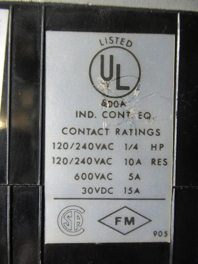 Used AGASTAT TIME DELAY RELAY 0.5-5 SECONDS 7012AB 120 VOLT VOIL 600 VAC 10 AMP