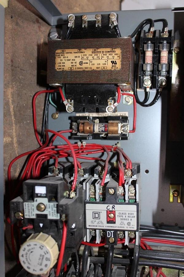 Used SQUARE D MCC STARTER BUCKET MODEL 4 24" SIZE 2 480 VAC 25 HP 8998QD428