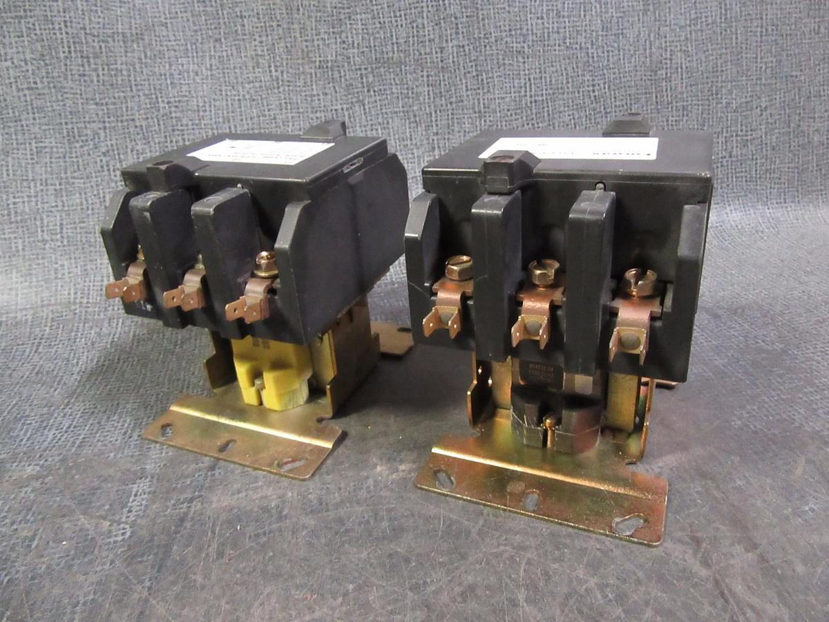 Used (1) FURNAS CONTACTOR 42FE35AF306R 75 AMP 600V 3 PHASE 110-120V COIL HN53HG120C