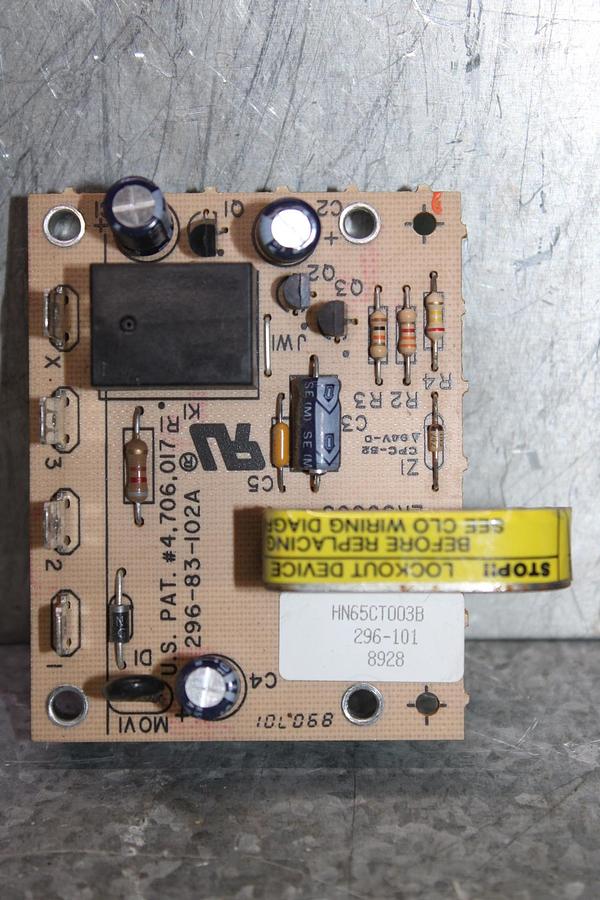 Used FREEDOM ELECTRIC VARIABLE DRIVE CIRCUIT BOARD 3AUA489002B5217