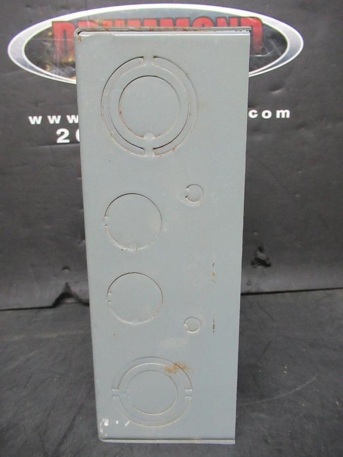 Used GENERAL ELECTRIC LOAD CENTER TL240S 40 AMP 240 VAC W/ 15 AMP BREAKER